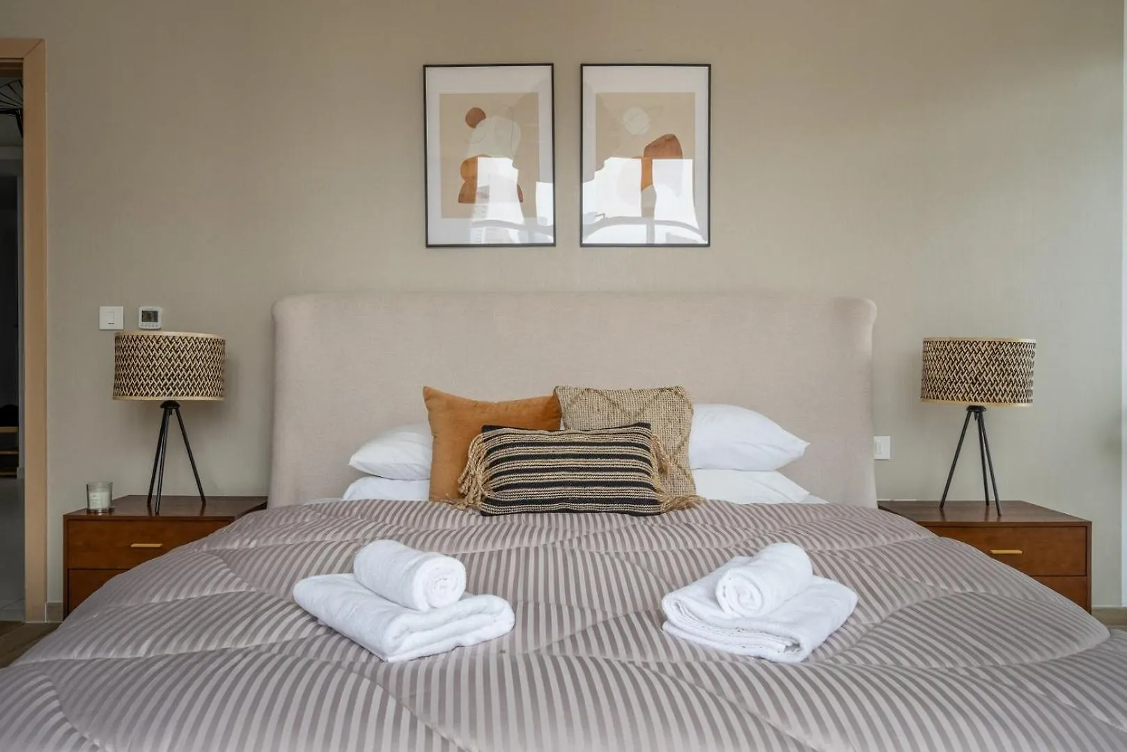 Guestready - Luxurious Accents Near Burj Khalifa Appartement Dubai